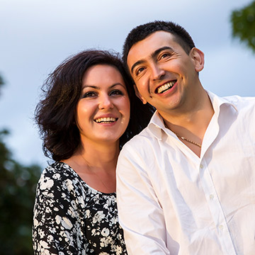 Familienportrait mit den Kindern im Luisenpark in Mannheim